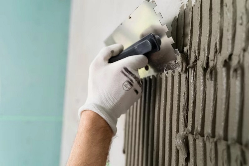 Tường đã sơn có nên ốp gạch hay không?